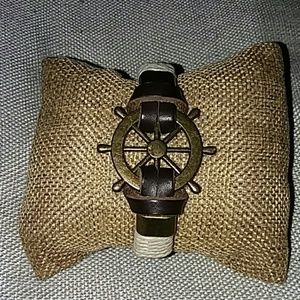 Nautical leather bracelet